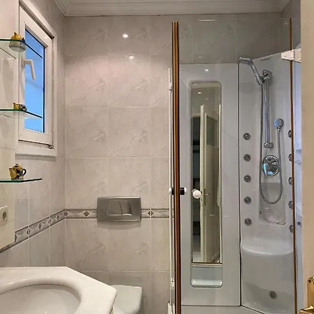 Apartment Stunning Sea View And Location, 2br *