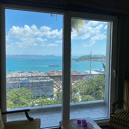 Apartment Stunning Sea View And Location, 2br Istanbul