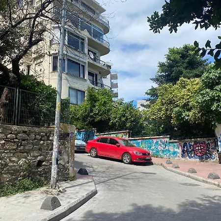 Apartment Stunning Sea View And Location, 2br Istanbul
