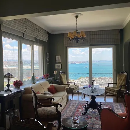 Stunning Sea View And Location, 2br * Istanbul